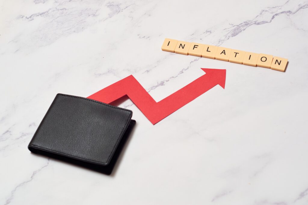Inflation in Canada and the U.S.